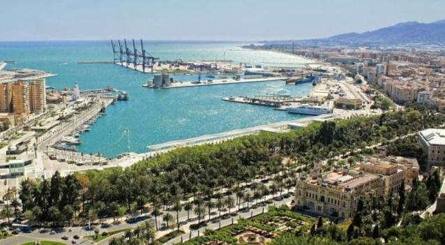 Apartamentos Vialia Sol Y Playa Malaga Ngoại thất bức ảnh